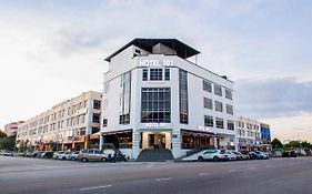 Hotel 101 Permas Jaya